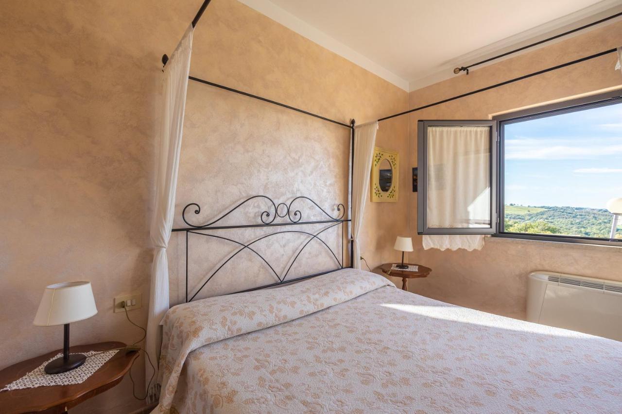 Agriturismo La Meria センプロニアーノ エクステリア 写真
